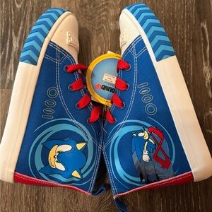 NWT Sonic GroundUp Sneakers - Kids Size 3